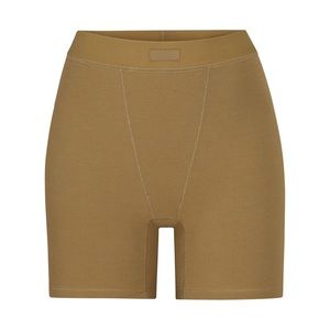 SKIMS Soft Lounge Boxer - Gold